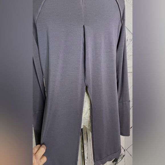 The Om Collection Cowl Neck High/Low Top Gray L - Picture 5 of 8